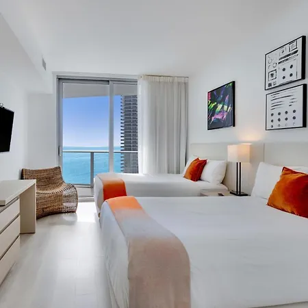 2 Bedroom Beach Condo Stunning Views! Miami Hallandale Beach Exterior photo